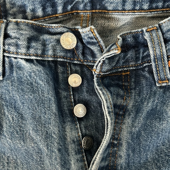 Men’s Levi’s 501 button fly size 32/32 - Picture 2 of 7